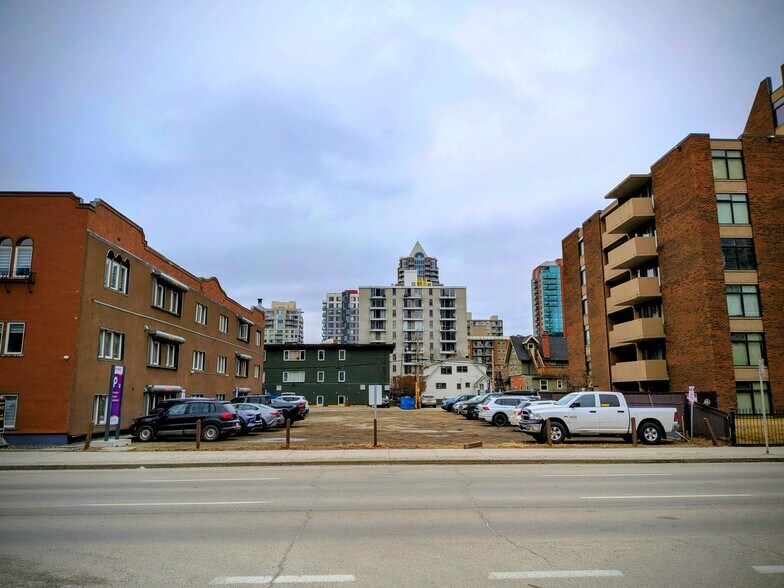 Primary Photo Of 805 12 Av SW, Calgary Land For Sale