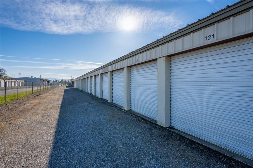 More Photos Of 3650 Main St, Cottonwood Self Storage For Sale