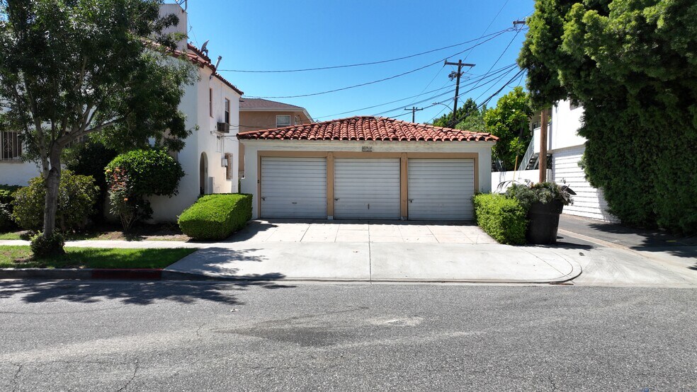 More Photos Of 369 S Elm Dr, Beverly Hills Multifamily For Sale