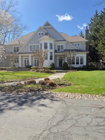 More Photos Of 9101 Aldershot Dr, Bethesda Land For Sale