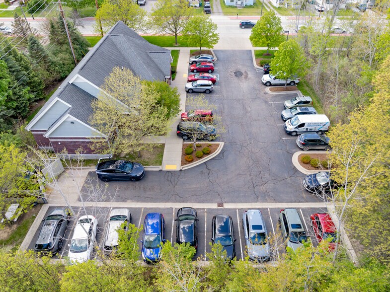 More Photos Of 18757 Huron River Dr, New Boston Medical For Sale