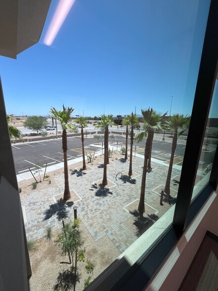 More Photos Of 1360 N Bullard Ave, Goodyear Office For Lease
