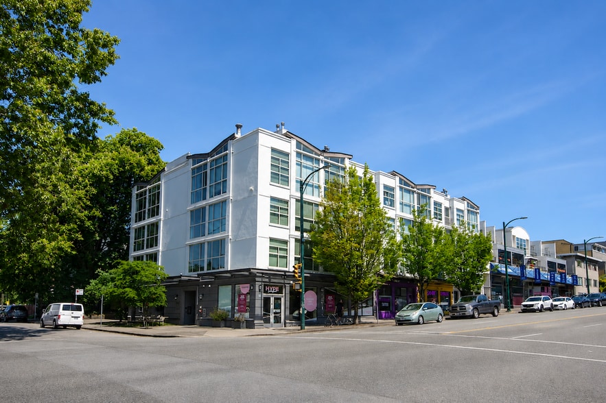 More Photos Of 2665-2695 W 4th Ave, Vancouver Storefront Retail Office For Lease