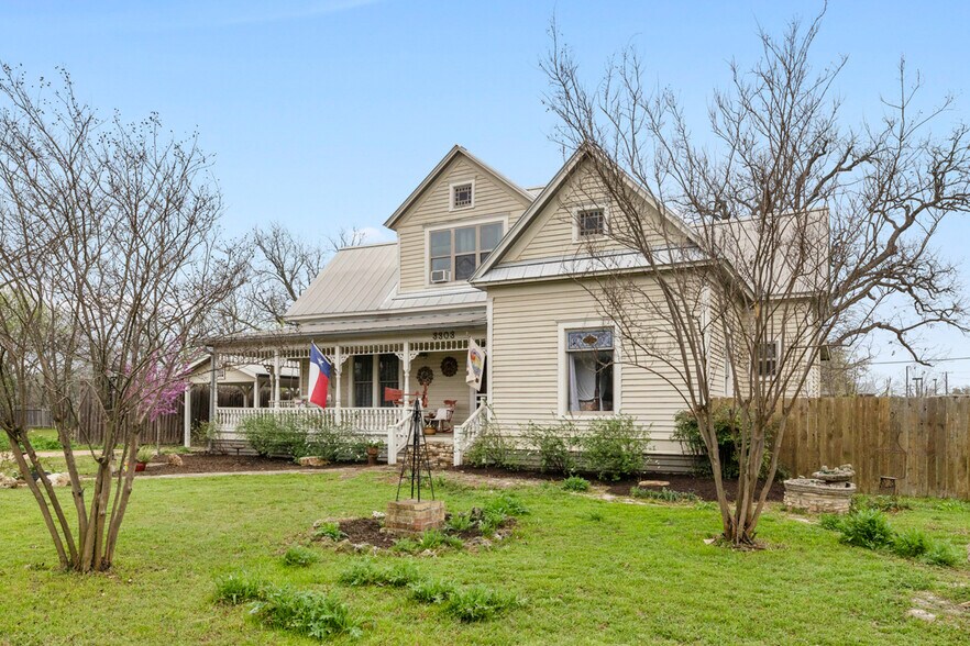 More Photos Of 3303 Ranch Road 1869, Liberty Hill Specialty For Sale