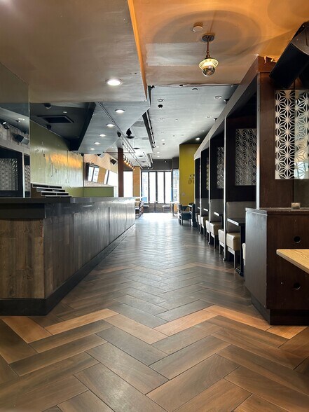 More Photos Of 43-61 Mamaroneck Ave, White Plains Storefront Retail Office For Lease