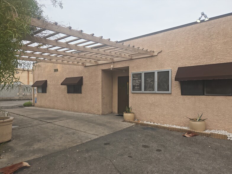 More Photos Of 3838-3856 Raymert Dr, Las Vegas Coworking Space