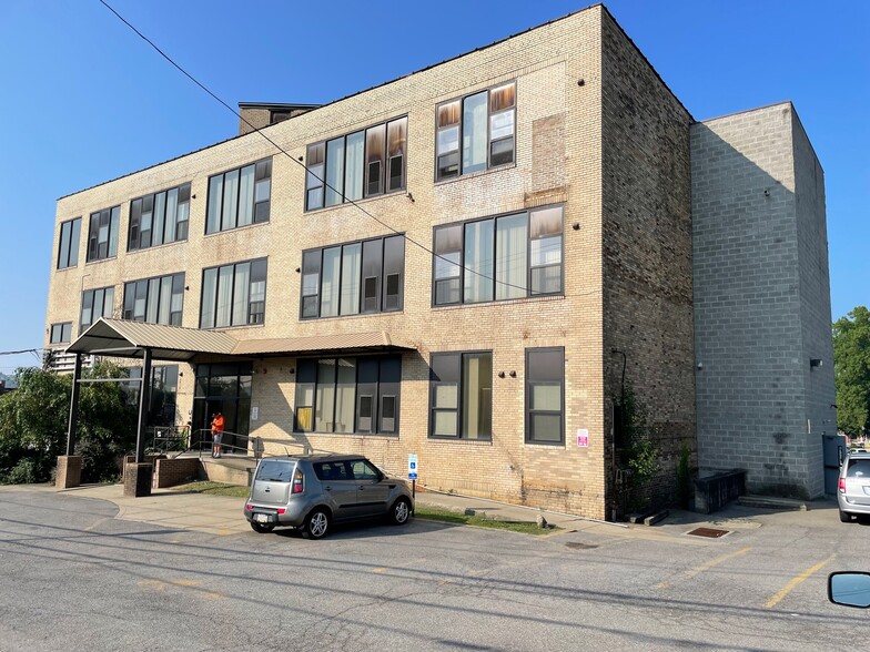 Primary Photo Of 262 Connecticut Ave, Rochester Apartments For Sale