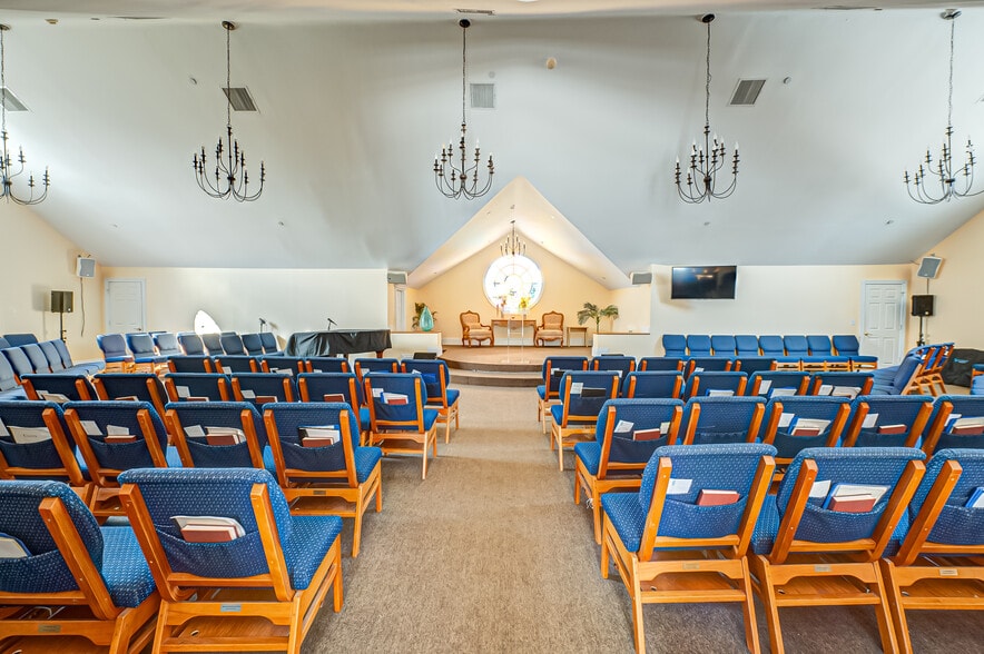 More Photos Of 203 Pulaski Rd, Huntington Station Religious Facility For Sale