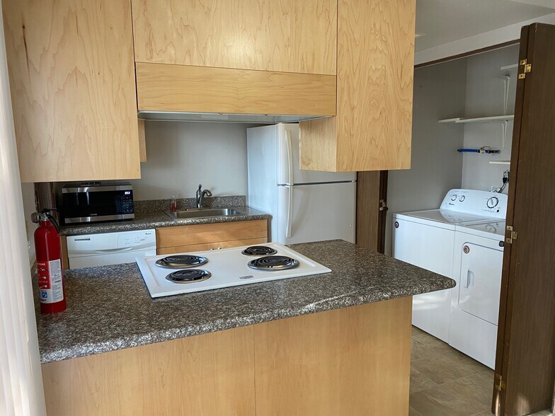 More Photos Of 2433 SE 139th Ave, Portland Apartments For Sale