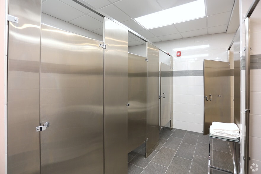 More Photos Of 101 S Elm St, Greensboro Office For Lease