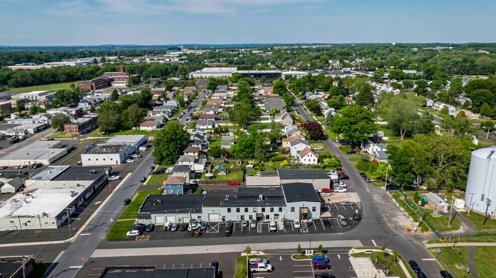 More Photos Of 400 Lincoln Ave, Hatboro Light Distribution For Sale