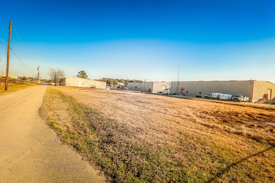 More Photos Of 5105 W Loop 281 S, Longview Industrial For Sale
