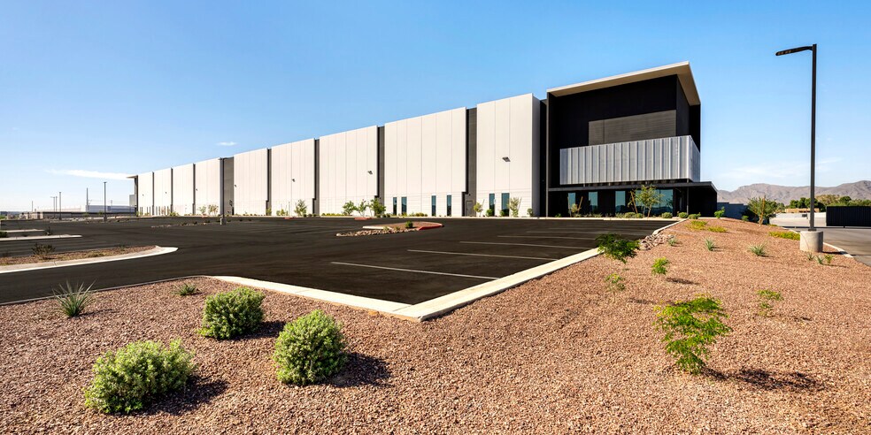 More Photos Of NWC of Route 303 & W Glendale Avenue, Litchfield Park Unknown For Lease