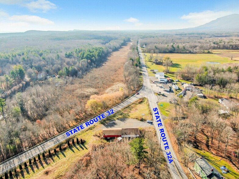 More Photos Of 6 Route 32A, Saugerties Specialty For Sale