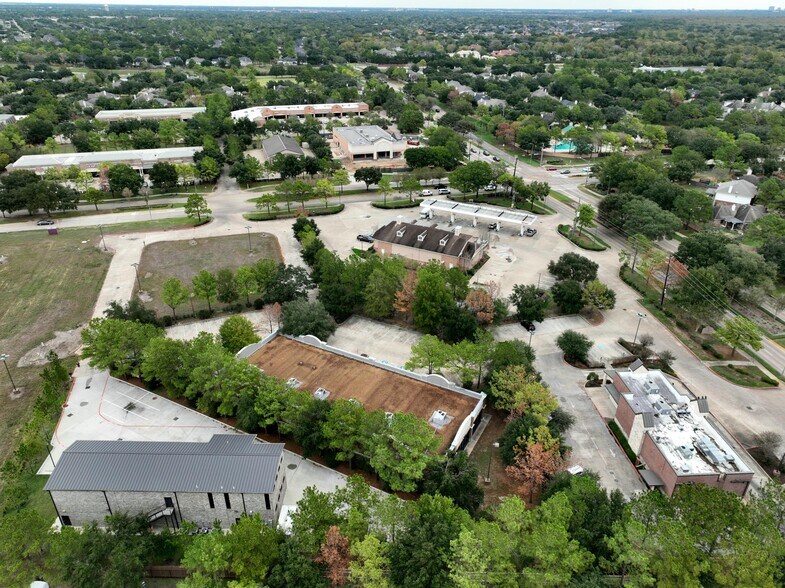More Photos Of 20621 Westheimer Pky, Katy Freestanding For Sale