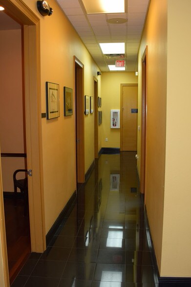 More Photos Of 1311 E Michigan St, Orlando Medical For Lease