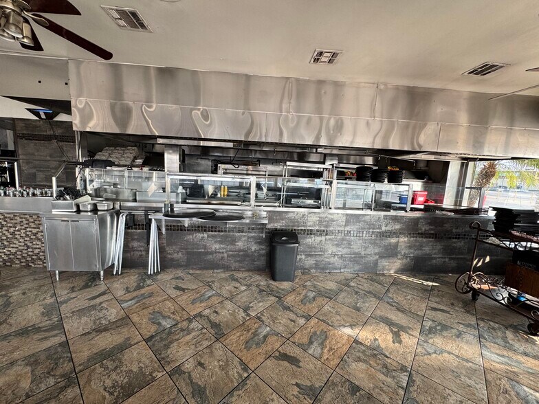 More Photos Of 1266 S E St, San Bernardino Service Station For Sale