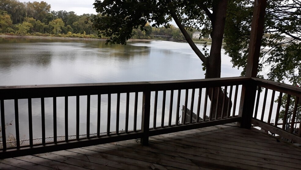 More Photos Of 149 2nd Ave, Troy Apartments For Sale