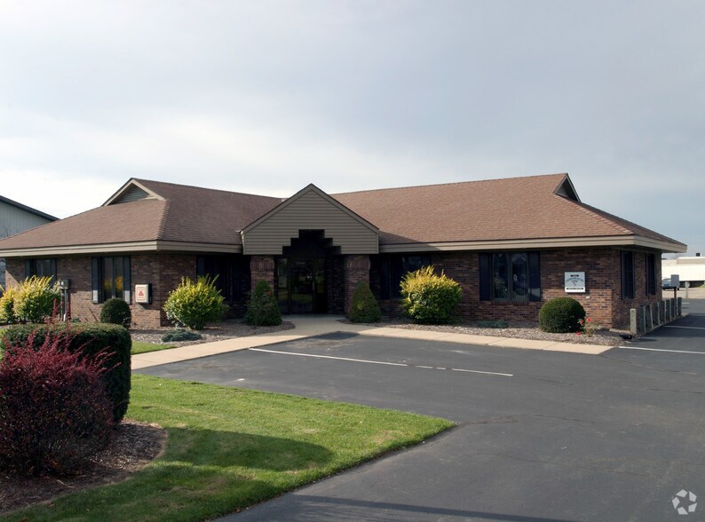 Primary Photo Of 6491 San Ru Ave, Jenison Office For Sale