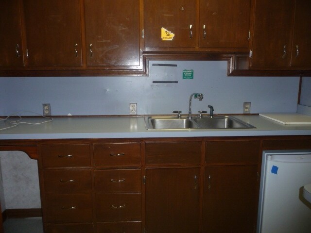 More Photos Of 60 Brigham St, New Bedford Medical For Lease