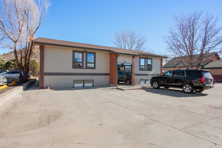 More Photos Of 840 Kinner St, Castle Rock Office For Lease