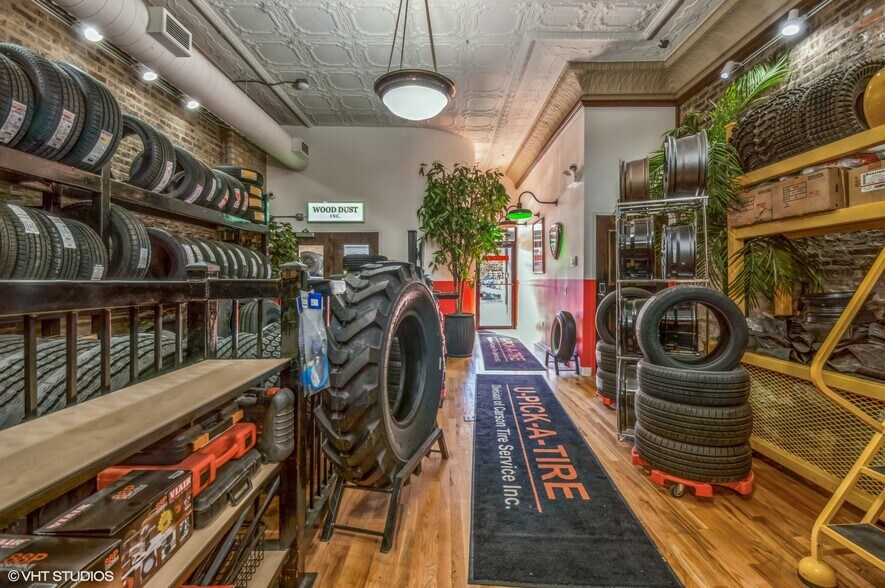 More Photos Of 1528 W Fullerton Ave, Chicago Storefront Retail Residential For Sale