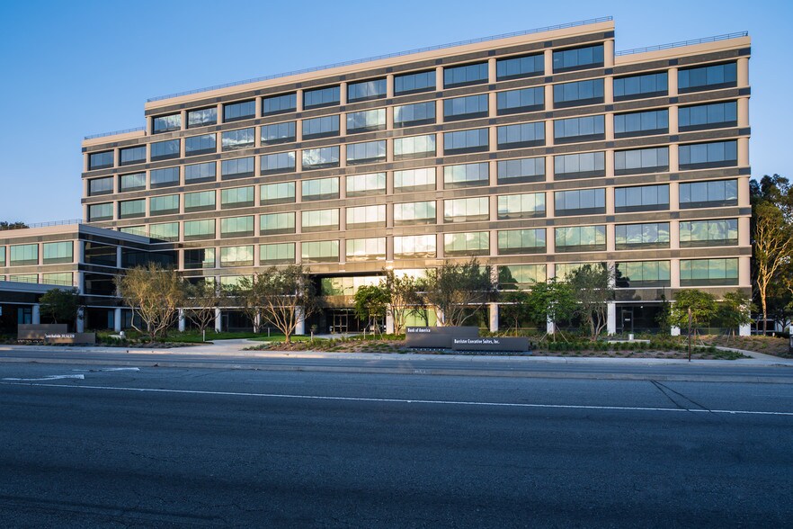 More Photos Of 21250 hawthorne Blvd, Torrance Coworking Space