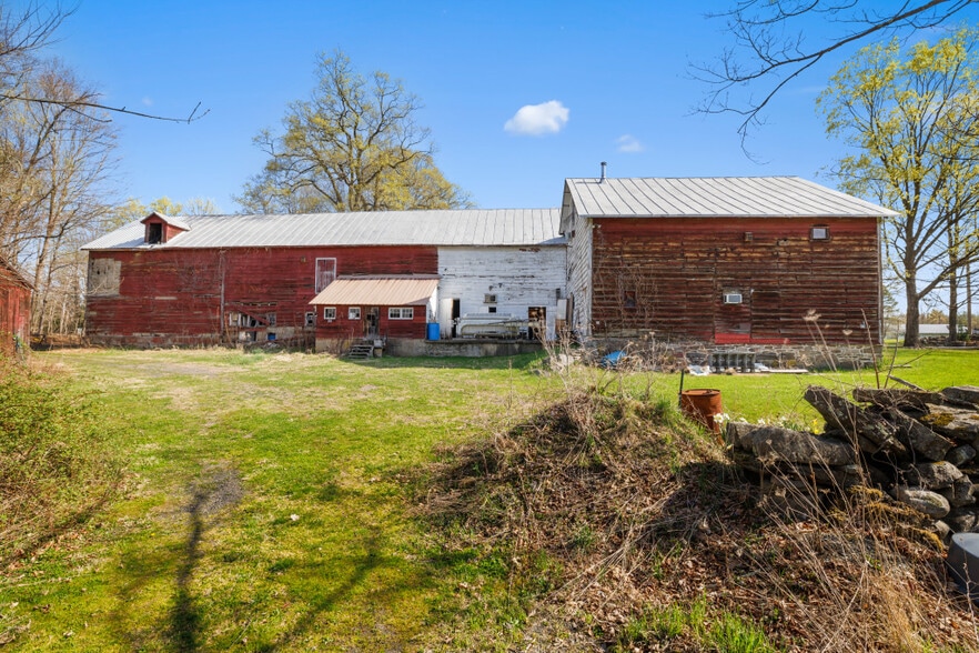 More Photos Of 52 Allhusen Rd, New Paltz Winery Vineyard For Sale