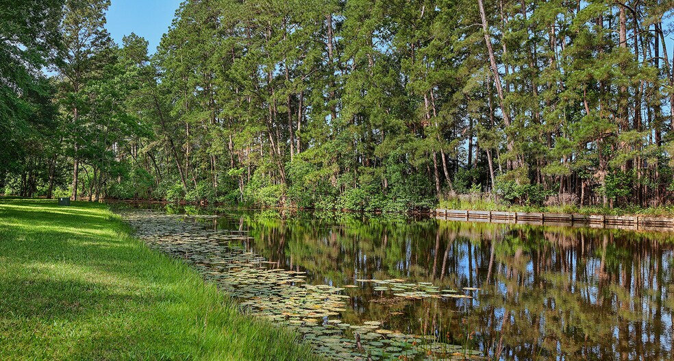 More Photos Of 15598 Bedford Ln, Conroe Specialty For Sale