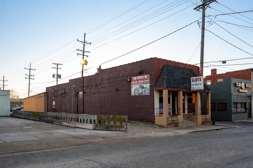 Primary Photo Of , Plano General Retail For Sale