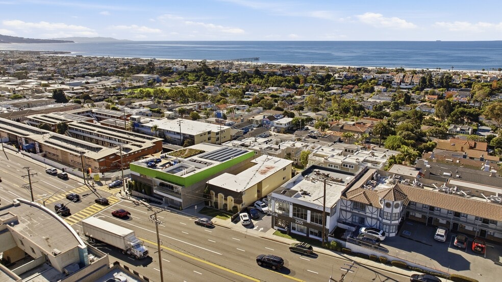 More Photos Of 2121 Pacific Coast Hwy, Hermosa Beach Apartments For Sale