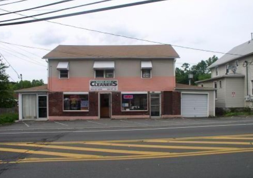 Primary Photo Of 300 NY-59, Tallman General Retail For Lease