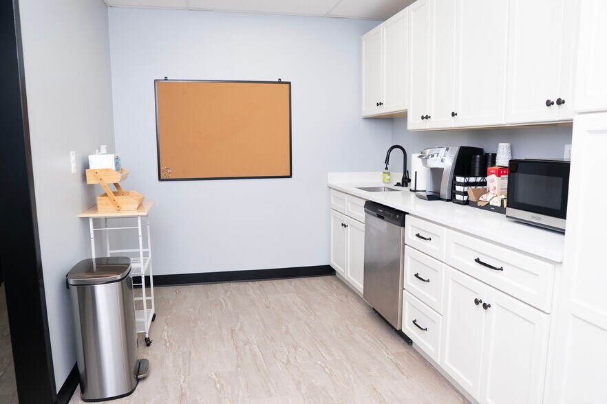 More Photos Of 9550 Berger Rd, Columbia Coworking Space