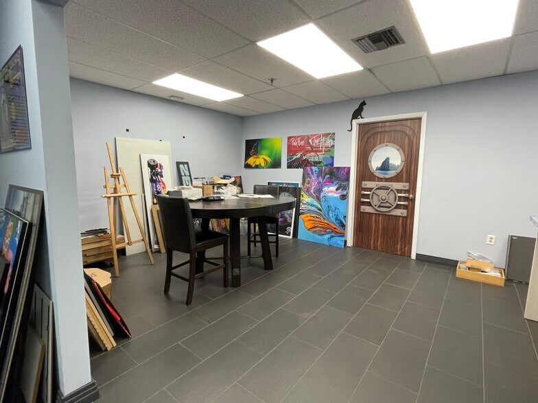 More Photos Of 3413 SW 14th St, Deerfield Beach Warehouse For Lease