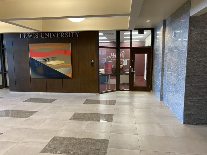 More Photos Of 2440 Louisiana Blvd NE, Albuquerque Office For Lease