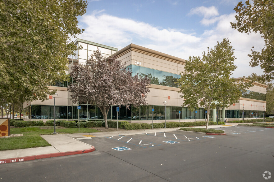 Primary Photo Of 2101 Stone Blvd, West Sacramento Medical For Lease