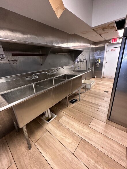 More Photos Of 85 Main St, Nyack Storefront Retail Residential For Sale
