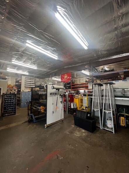 More Photos Of 520-522 Monroe Ave, Rochester Storefront Retail Residential For Lease