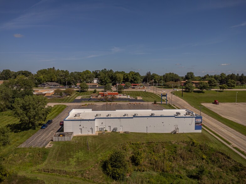 More Photos Of 1750-1780 Rosenstiel Dr, Freeport General Retail For Sale