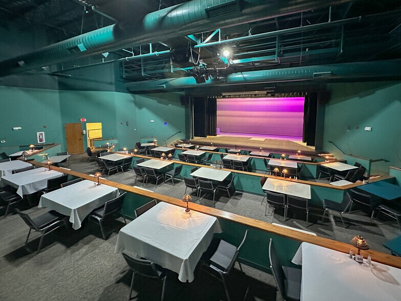 More Photos Of 101 Spring St, Excelsior Springs Theater Concert Hall For Sale