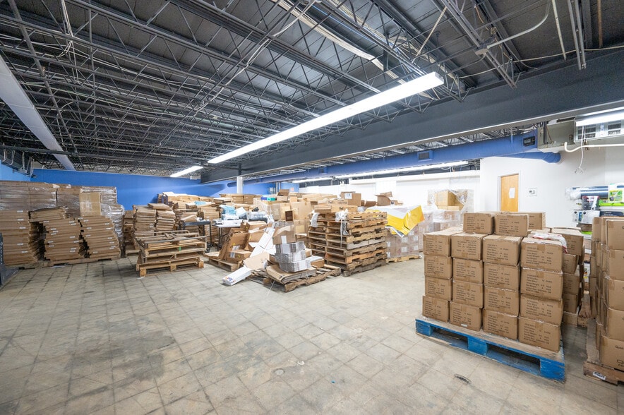 More Photos Of 1455-1457 VFW Pky, West Roxbury Storefront For Sale