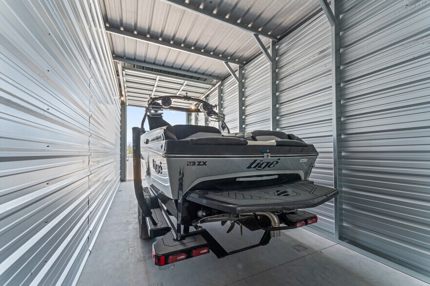 More Photos Of 8956 State Highway 13, Lampe Self Storage For Sale