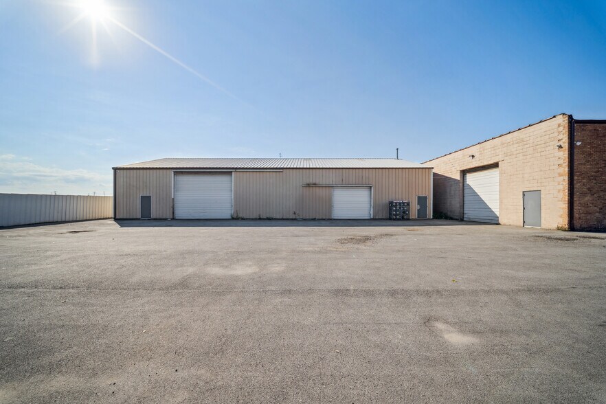 More Photos Of 3001 E End Ave, Chicago Heights Warehouse For Sale