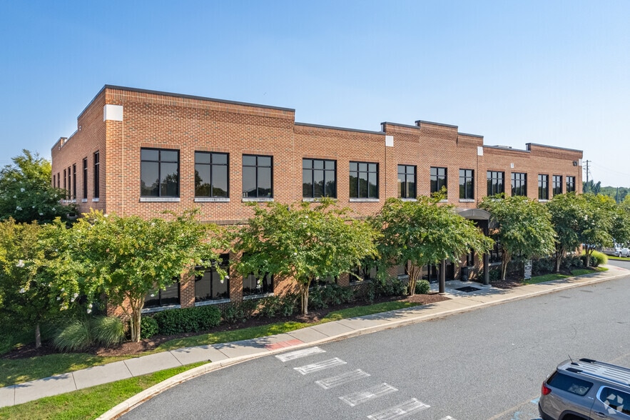 More Photos Of 121 Becks Woods Dr, Bear Medical For Lease