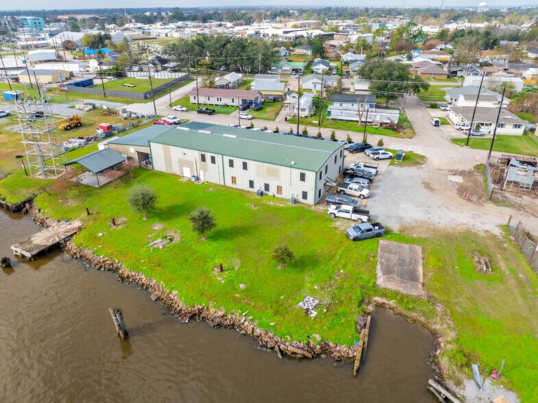 More Photos Of 1711 Dunn St, Houma Service For Lease