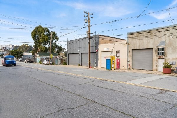More Photos Of 870 Innes Ave, San Francisco Warehouse For Sale