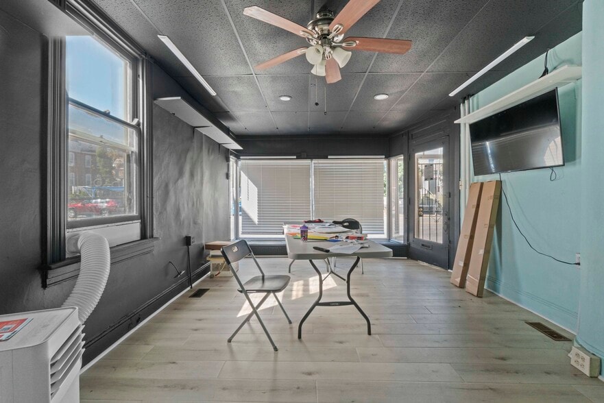 More Photos Of 5447 Belair Rd, Baltimore Storefront Retail Office For Sale