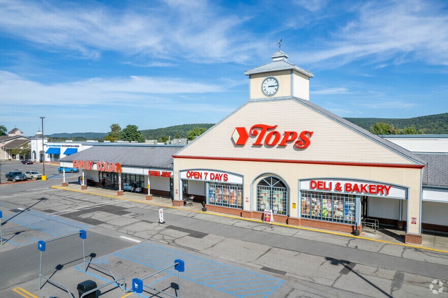 More Photos Of 5-19 Commons Dr, Cooperstown General Retail For Lease