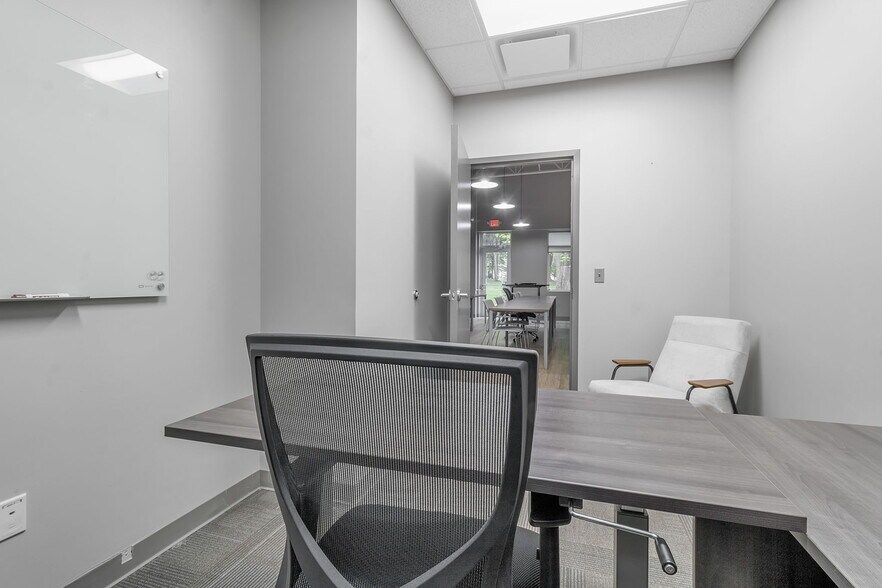 More Photos Of 6031-6045 Transit Rd, East Amherst Unknown For Lease