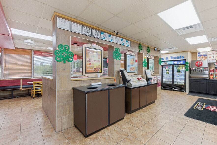 More Photos Of 2227 N Monroe St, Tallahassee Fast Food For Sale